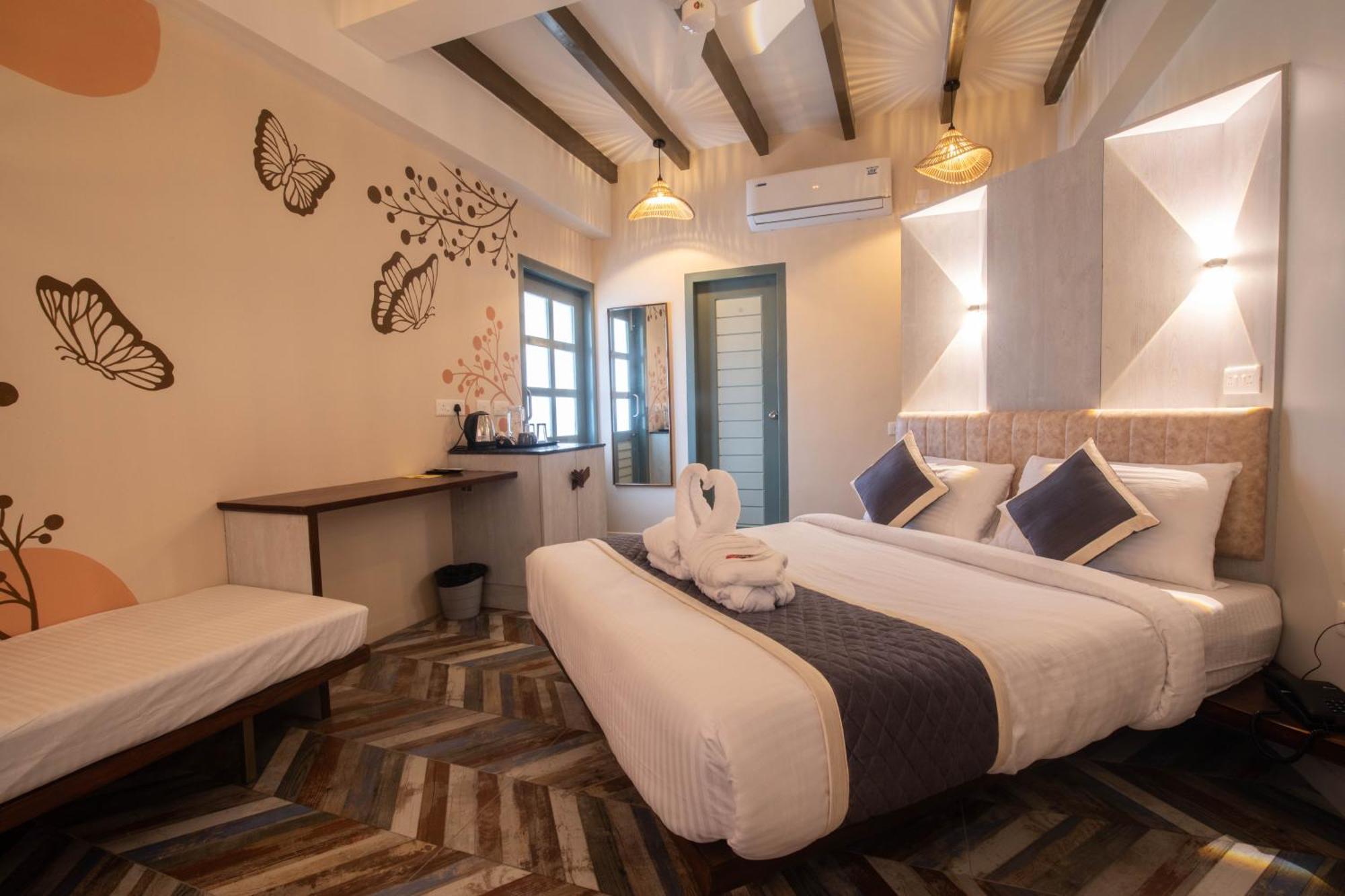 La Papillon Maison Puducherry Buitenkant foto